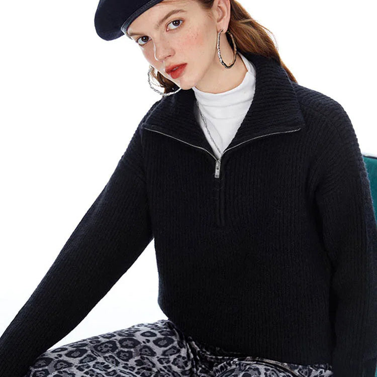 Sophie | Elegant Vit Stickad Tröja med Dragkedjekrage 3